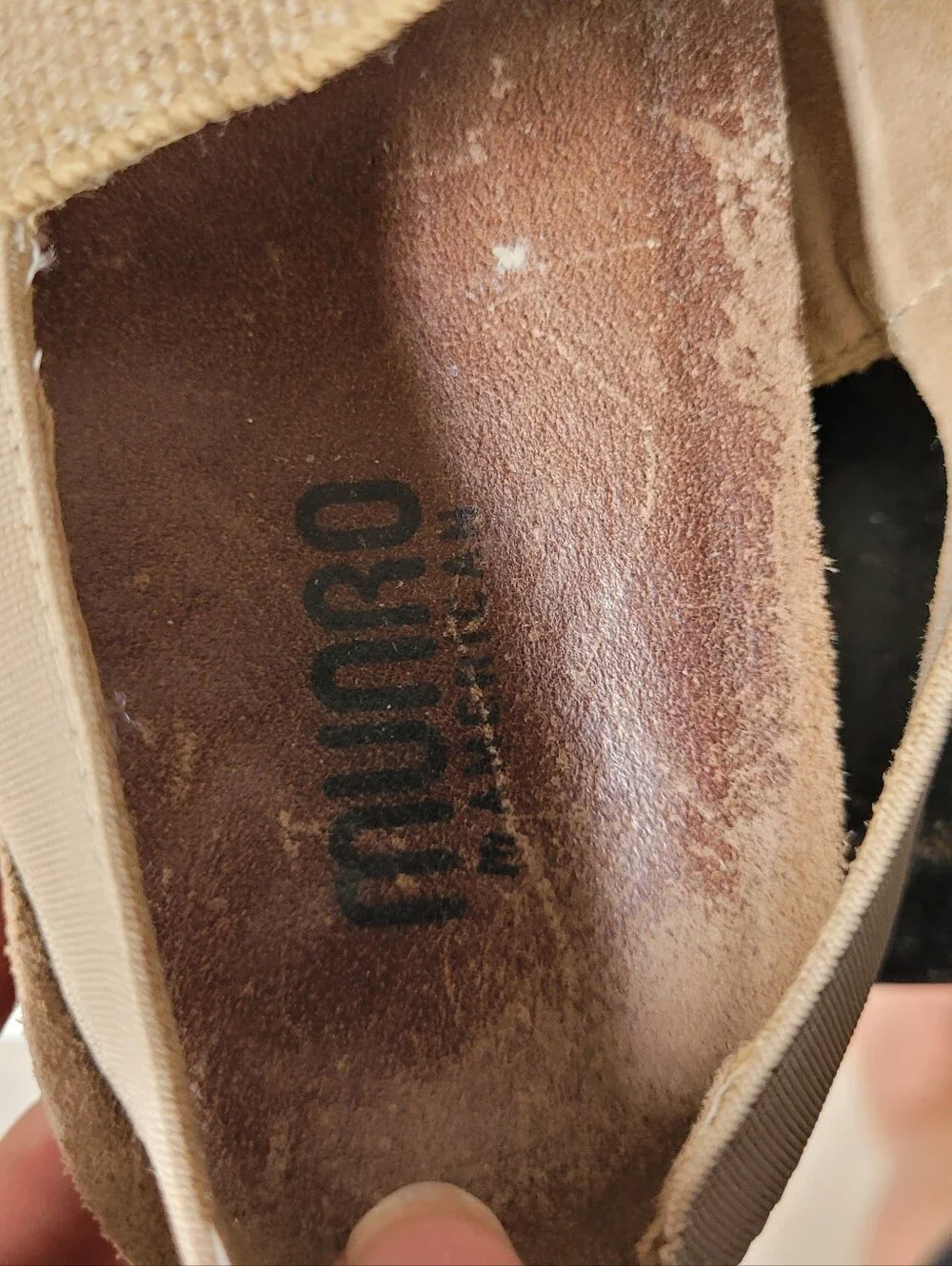 Munro Women's Pisces Gold and Tan Elastic Strap Sandals